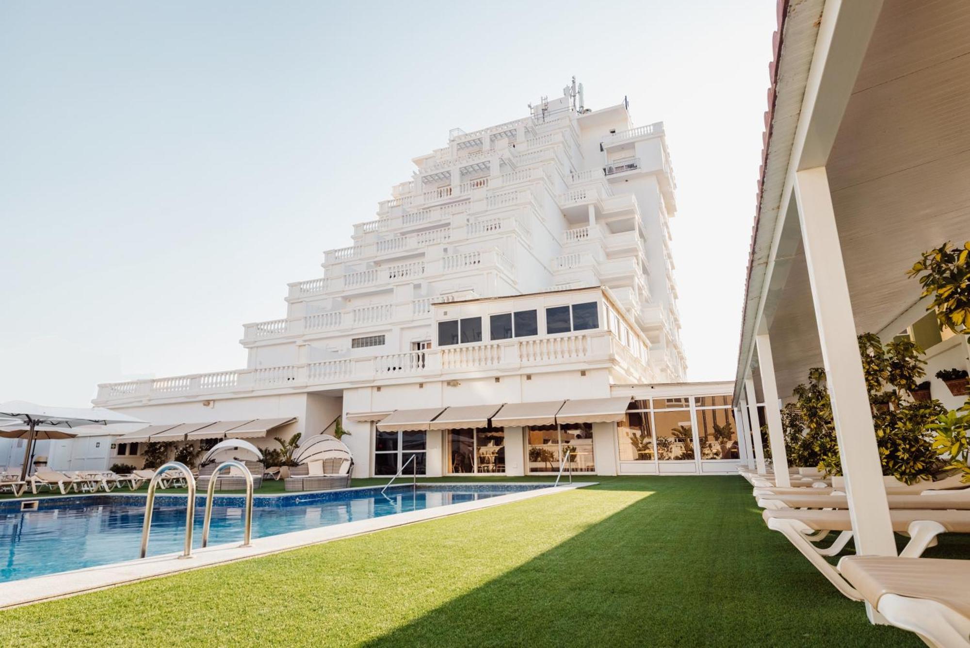 לה מנגה דל מר מנור Hotel Los Delfines מראה חיצוני תמונה
